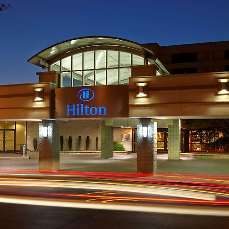 Отель Hilton Raleigh North Hills Экстерьер фото