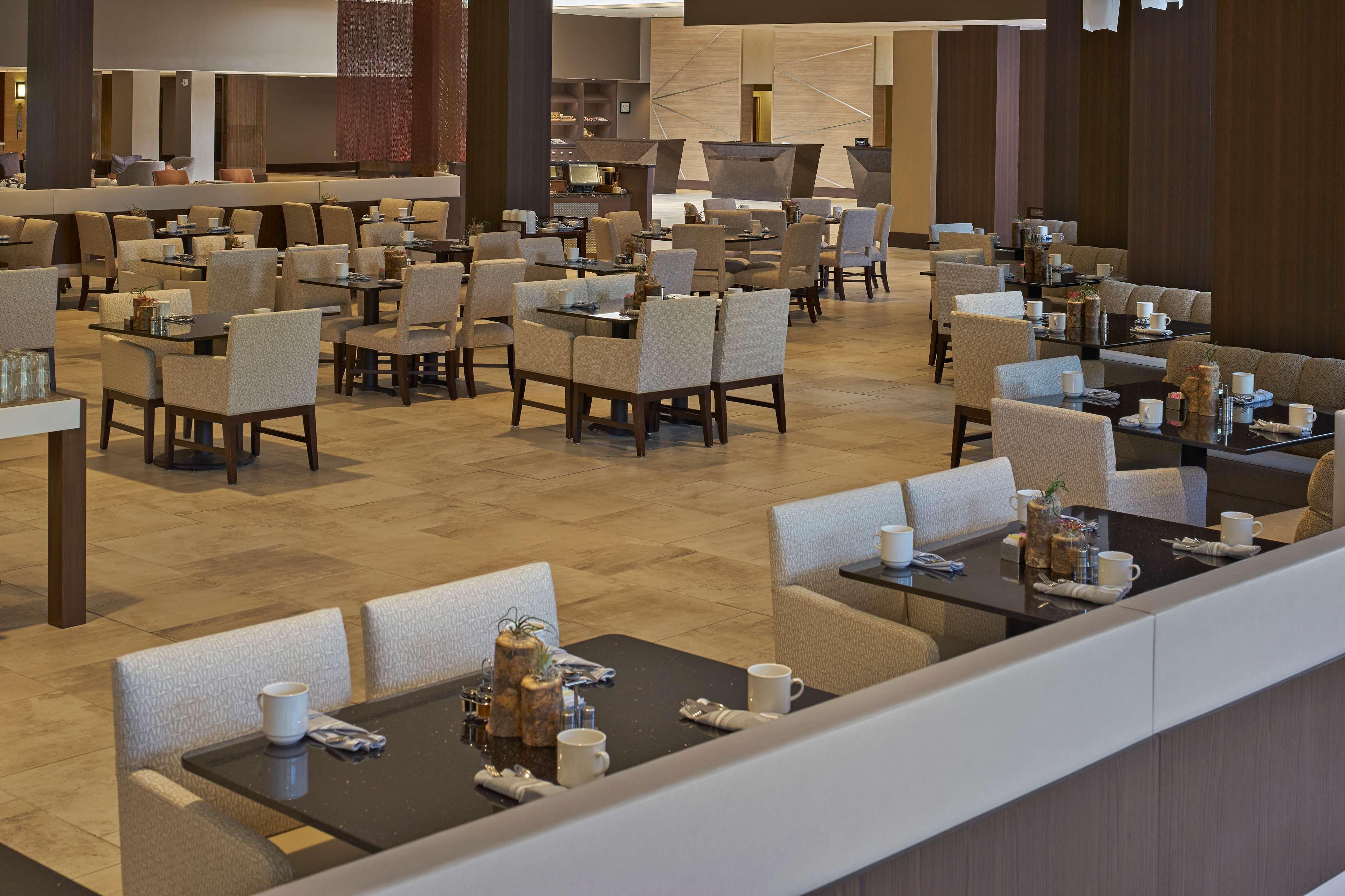 Отель Hilton Raleigh North Hills Удобства фото